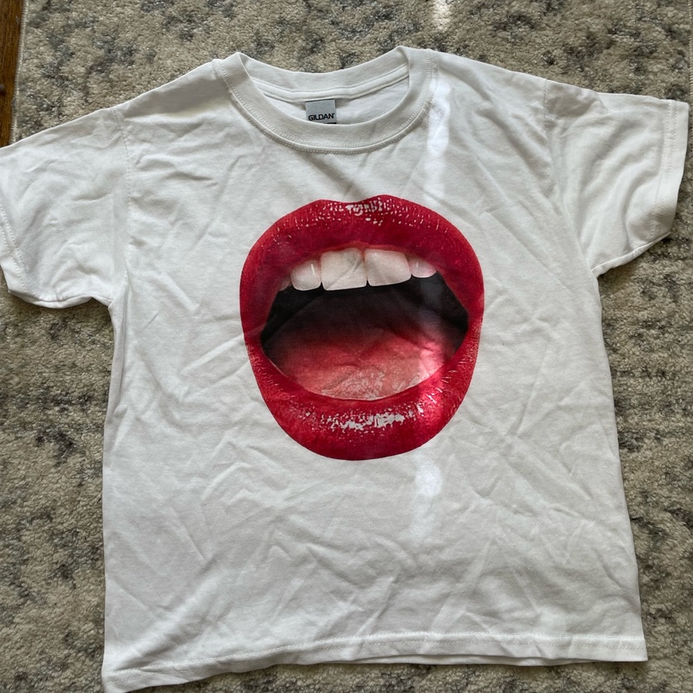 Mouth T